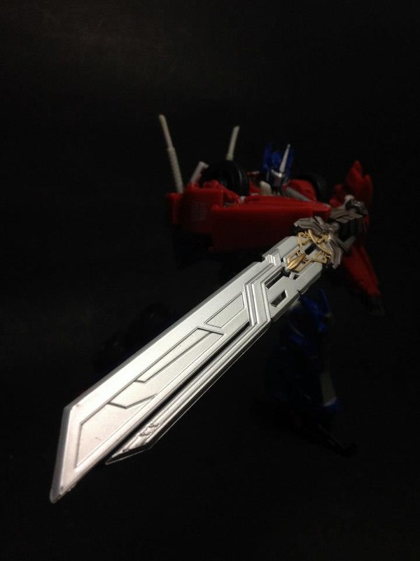 transformers prime optimus prime star saber toy